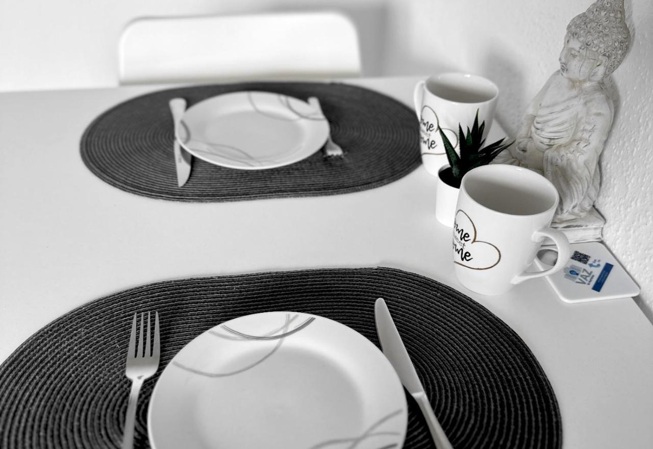 Vaz Apartments Essen, Kueche, Wlan, Tv, Netflix, Ca 15 Min Messe U Hbf Bagian luar foto